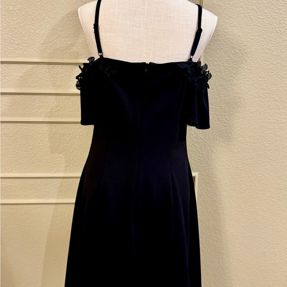 KENSIE Women’s Black Strapless Dress w/ Lace Detail & Wide A-Line Skirt. Size 12 - Picture 6 of 8